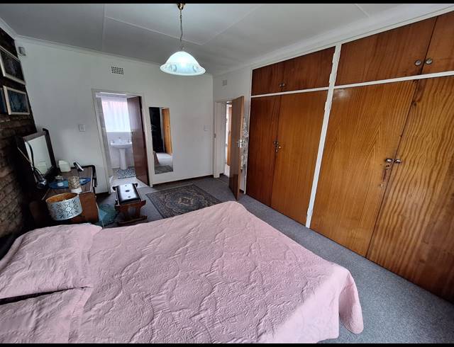 3 BEDROOM HOUSE FOR SALE IN VANDERBIJLPARK SE 2